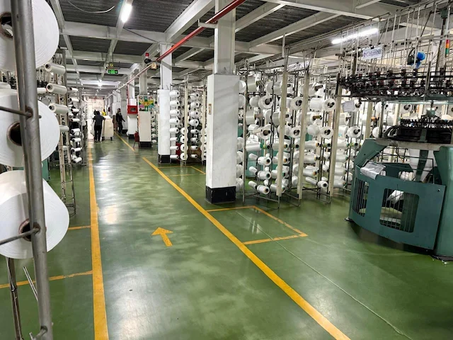 Knitting floor